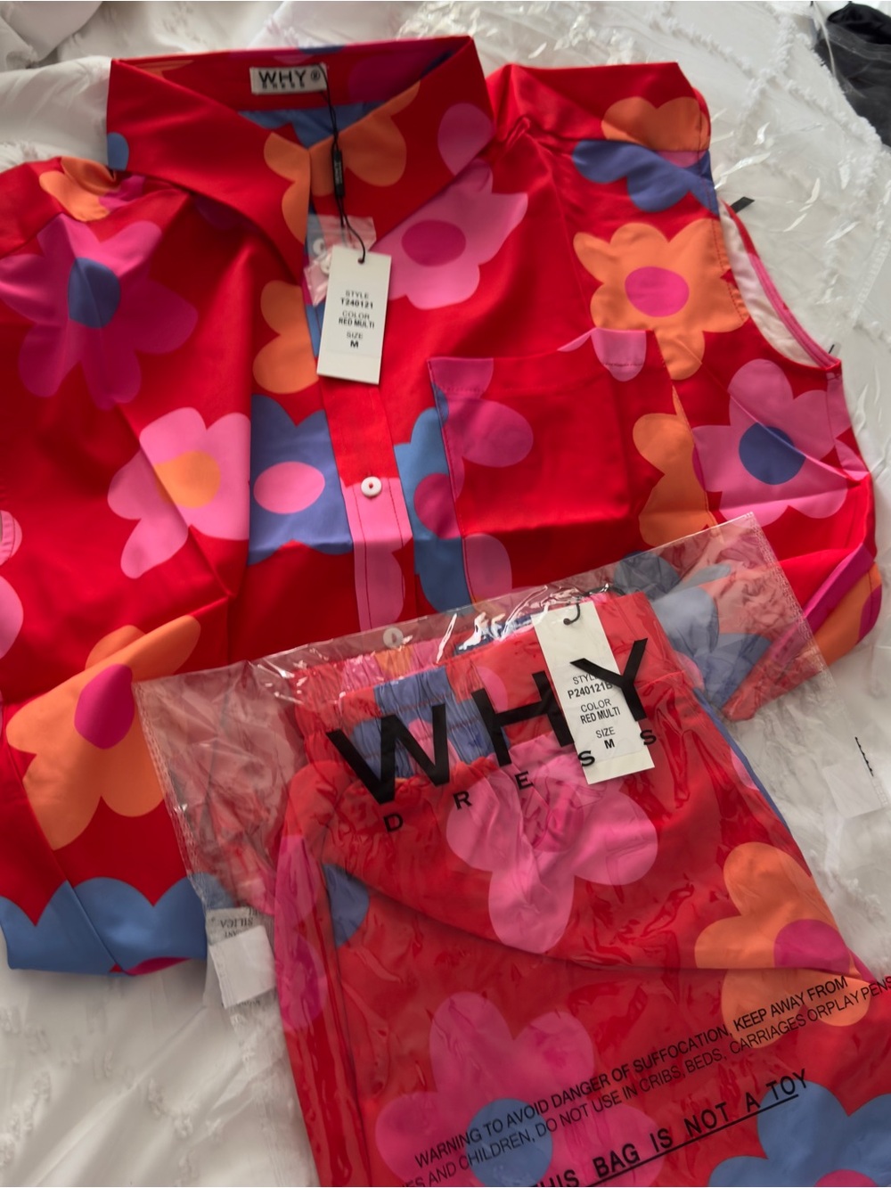 WHY NWT Red Floral shorts set M